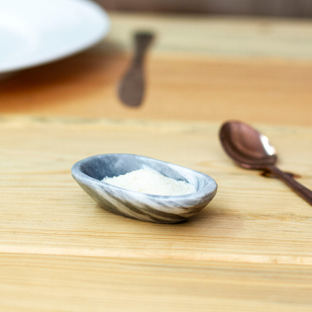 Grey and White Natural Marble Catchall Hand-Carved in Mexico - Grey Finesse