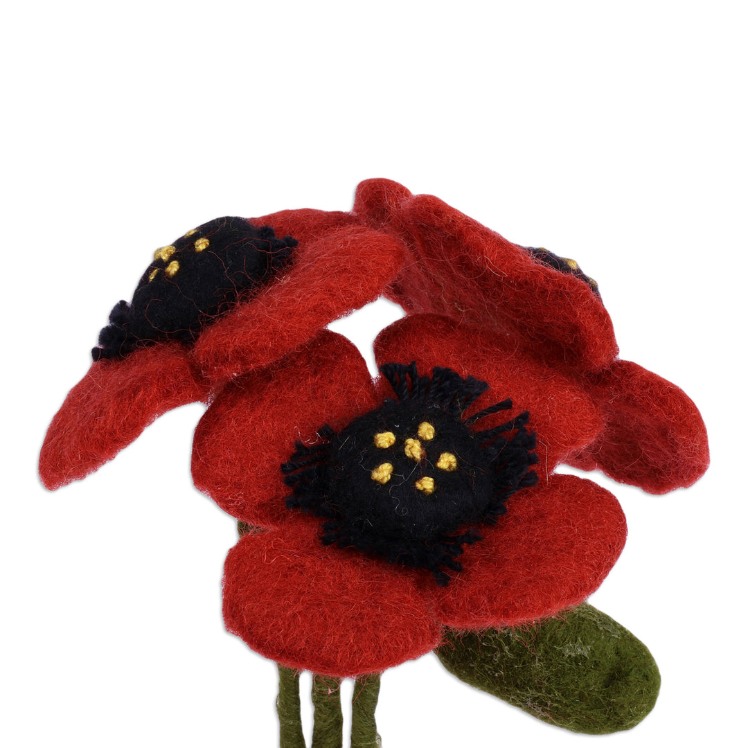 Handmade Poppy-Shaped 3-Piece Wool Felt Home Accent Set - Poppy Illusion