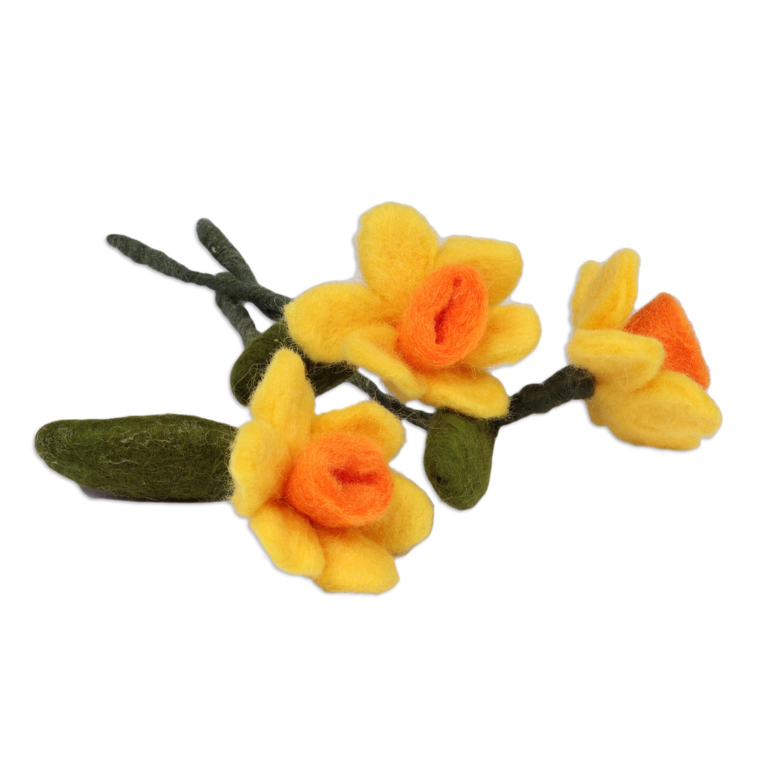 Fair Trade Daffodil-Shaped 3-Piece Wool Felt Home Accent Set - Daffodil Illusion