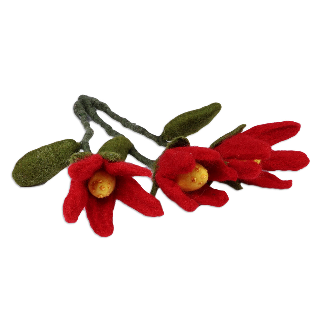 Pomegranate Flower-Shaped 3-Piece Wool Felt Home Accent Set - Pomegranate Illusion