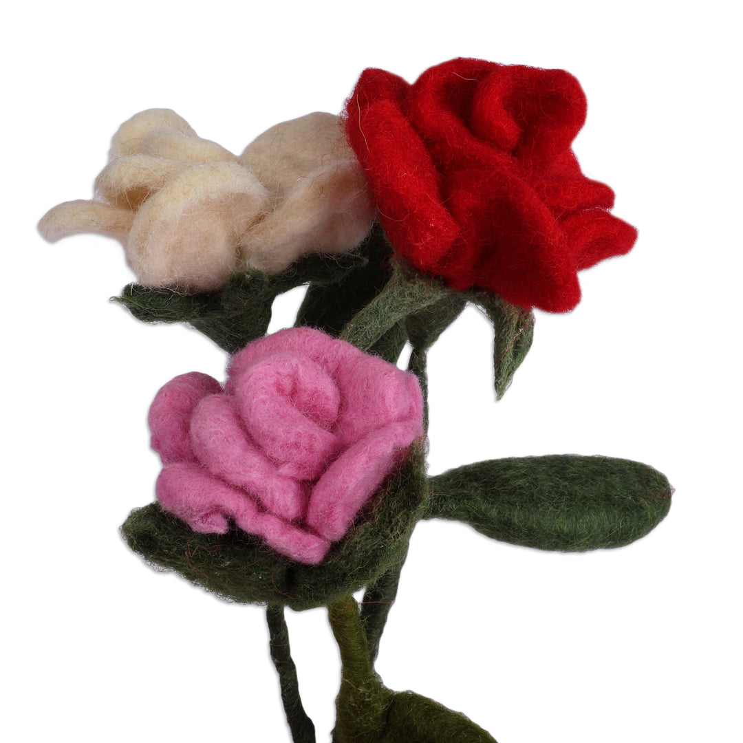 Multicolor Rose-Shaped 3-Piece Wool Felt Home Accent Set - Romantic Illusion