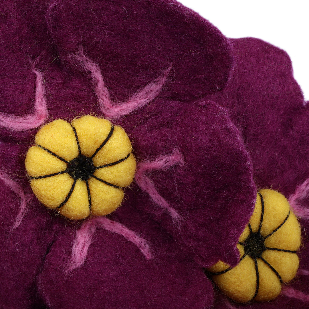 Large-Sized Set of 3 Purple Myosotis Wool Felt Home Accents - Myosotis Illusion