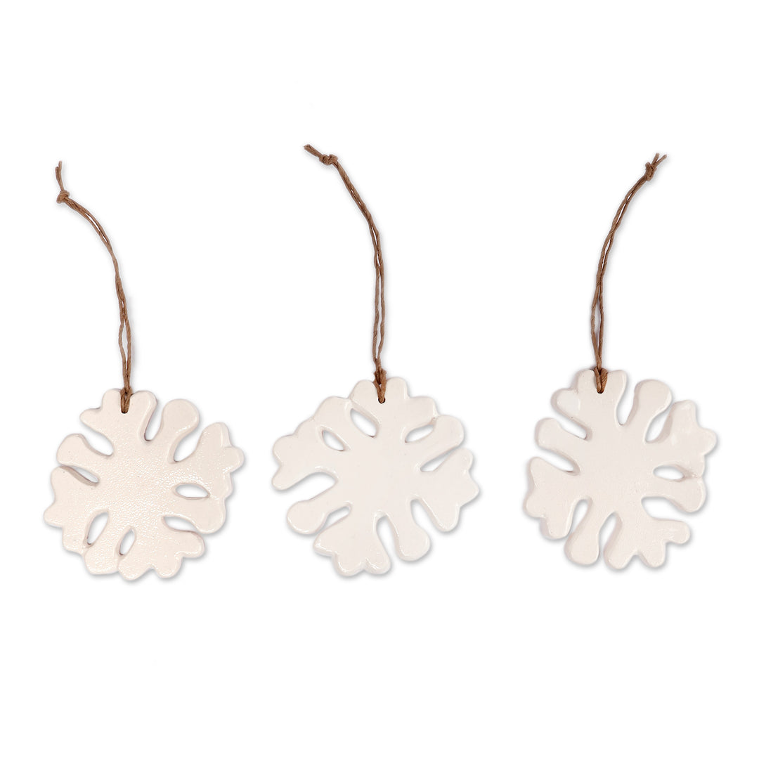 Winter Snowflake-Shaped 3-Piece Ivory Ceramic Ornament Set - Snowflake Era