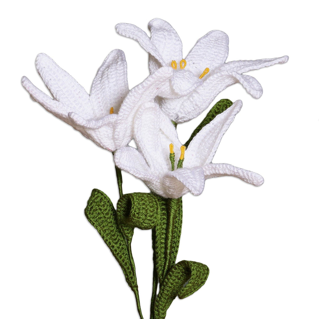 Handcrafted Knit White Lily-Themed 3-Piece Home Accent Set - Lily Nature