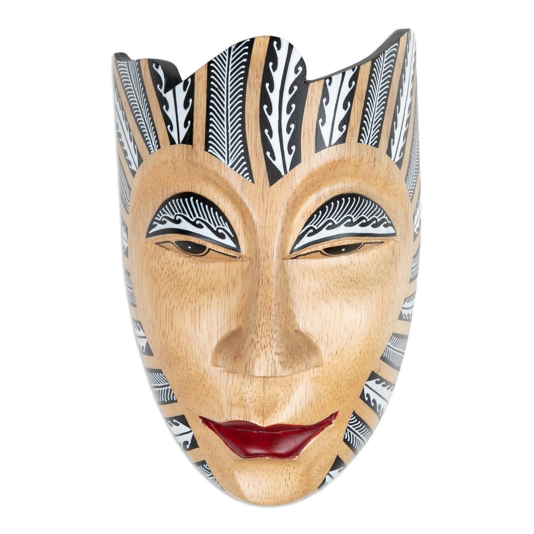 Javanese Warrior-Themed Handcrafted Batik Albesia Wood Mask - Warrior of Java