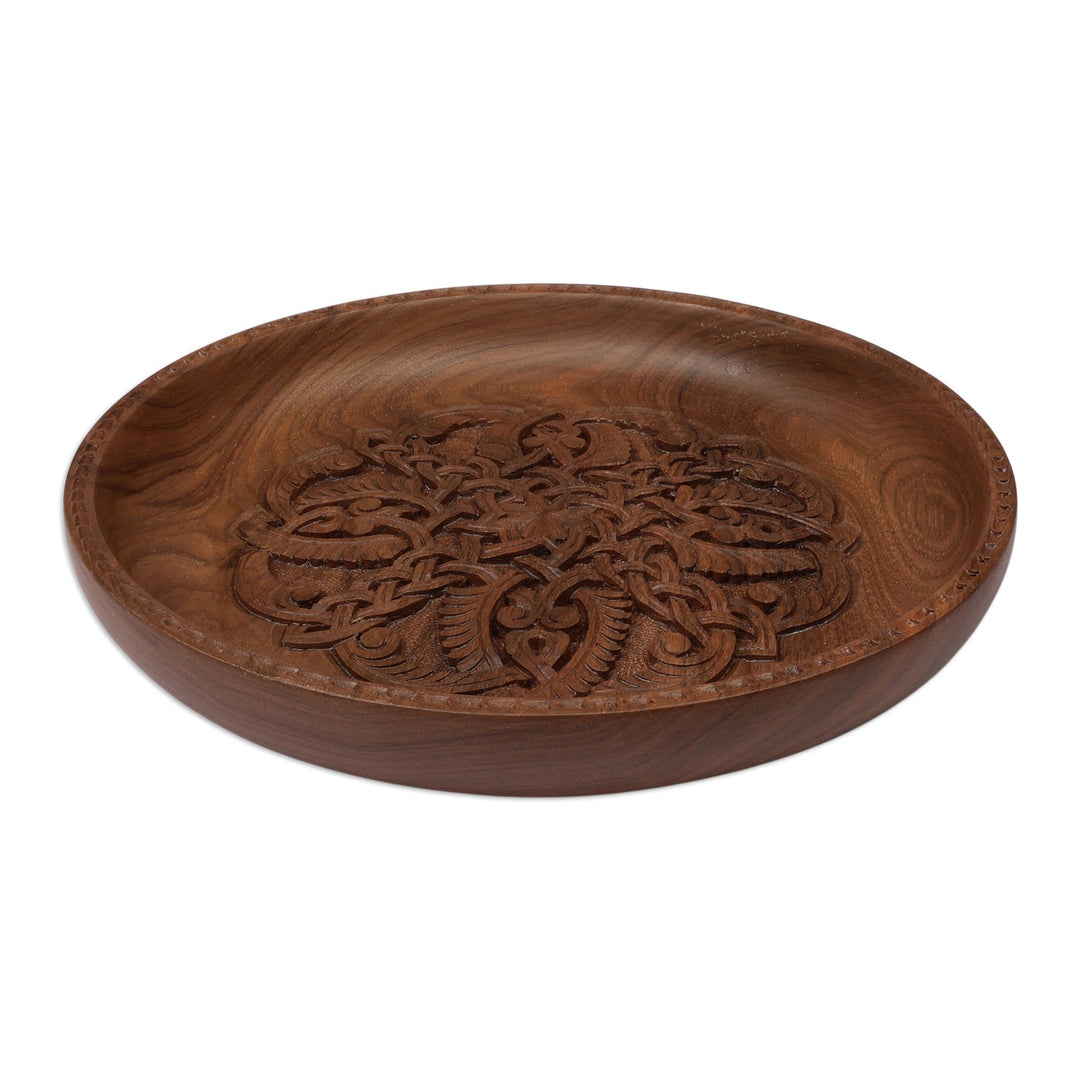 Sylvan-Themed Leafy Polished Walnut Wood Decorative Plate - Forest Tradition