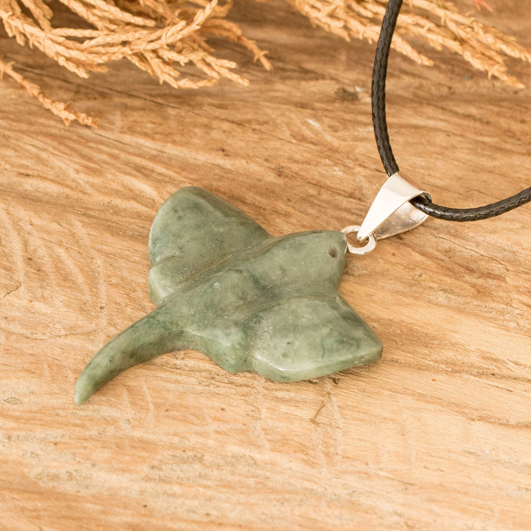 Manta Ray-Themed Light Green Jade Silver Pendant Necklace - Sea Icon