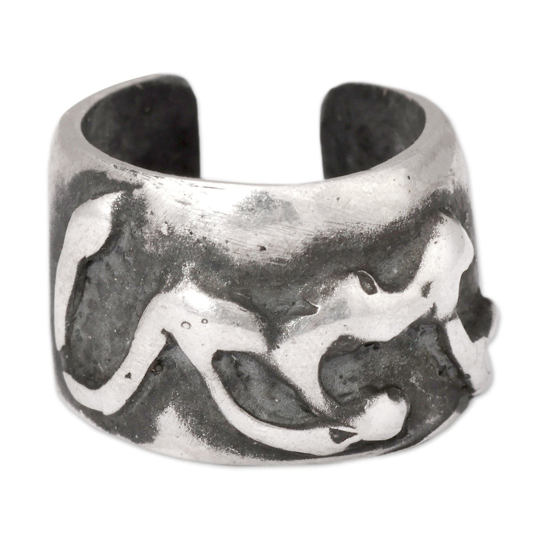 Folk Art Oxidized Sterling Silver Leopard-Themed Ear Cuff - Leopard Puissance
