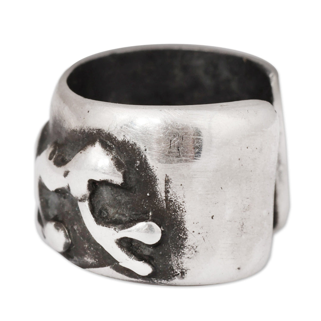 Folk Art Oxidized Sterling Silver Leopard-Themed Ear Cuff - Leopard Puissance