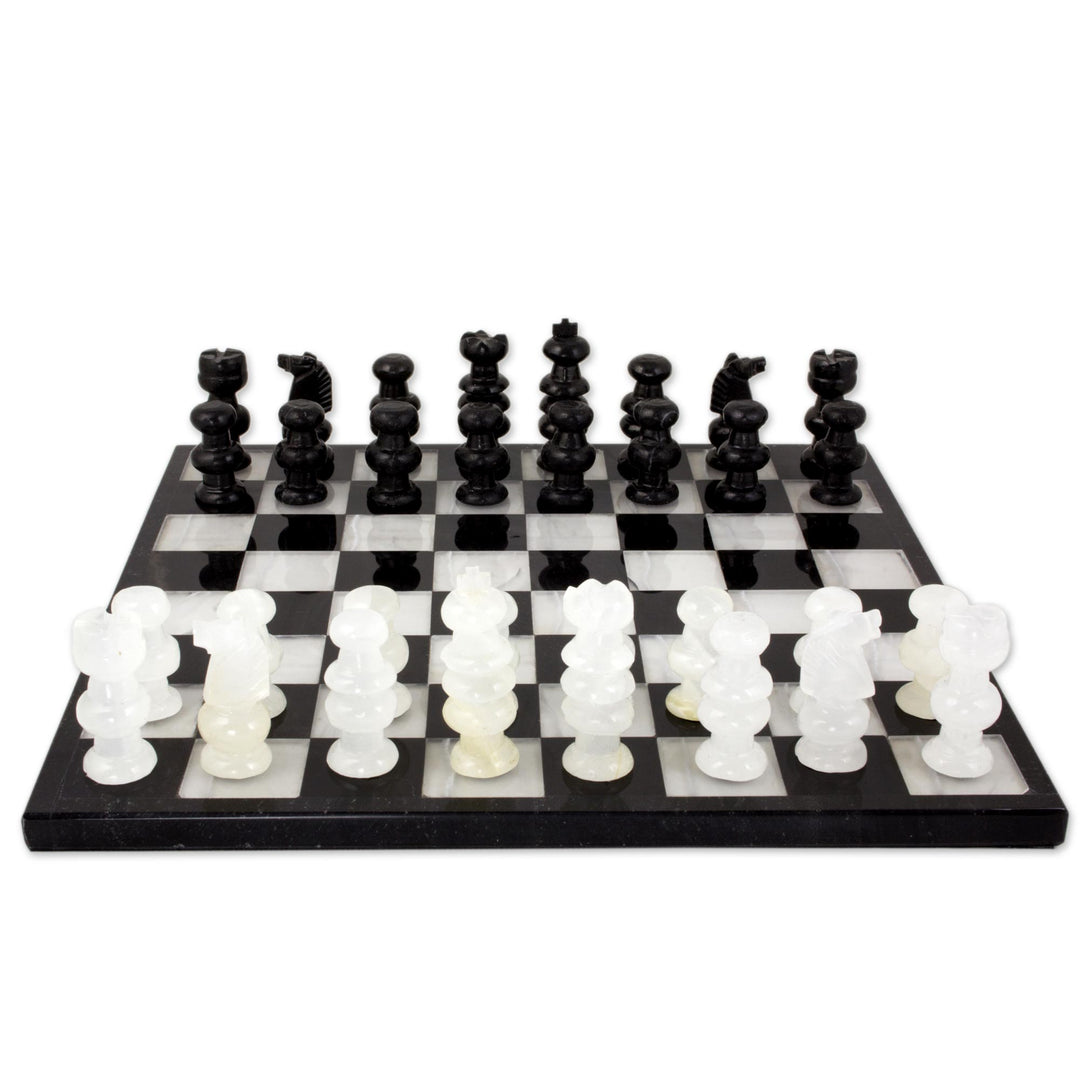 Classic Hand-Carved Marble and Onyx Chess Set from Mexico - Classic Duel