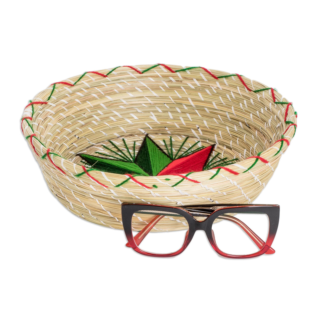 Star-Themed Natural Fiber Decorative Basket from Guatemala - Sylvan Star