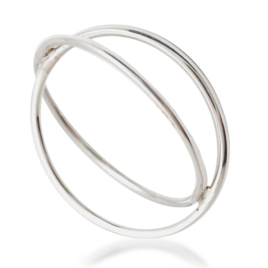 Minimalist Criss Cross