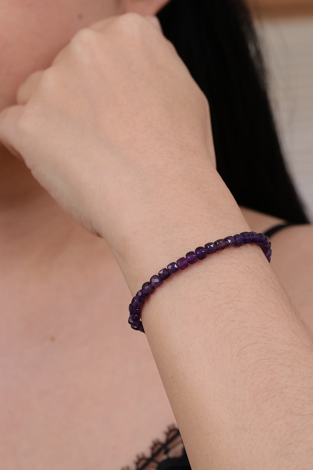 Birthstone 15-Carat Faceted Square Amethyst Stretch Bracelet - Wise Colors of Chiang Mai