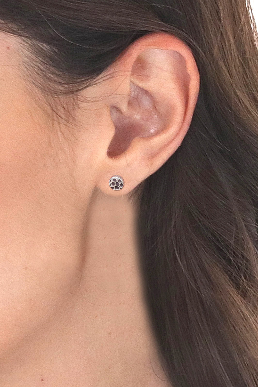 Sterling Silver Stud Earring with Oxidized Dot Accents - Nailhead Inspiration