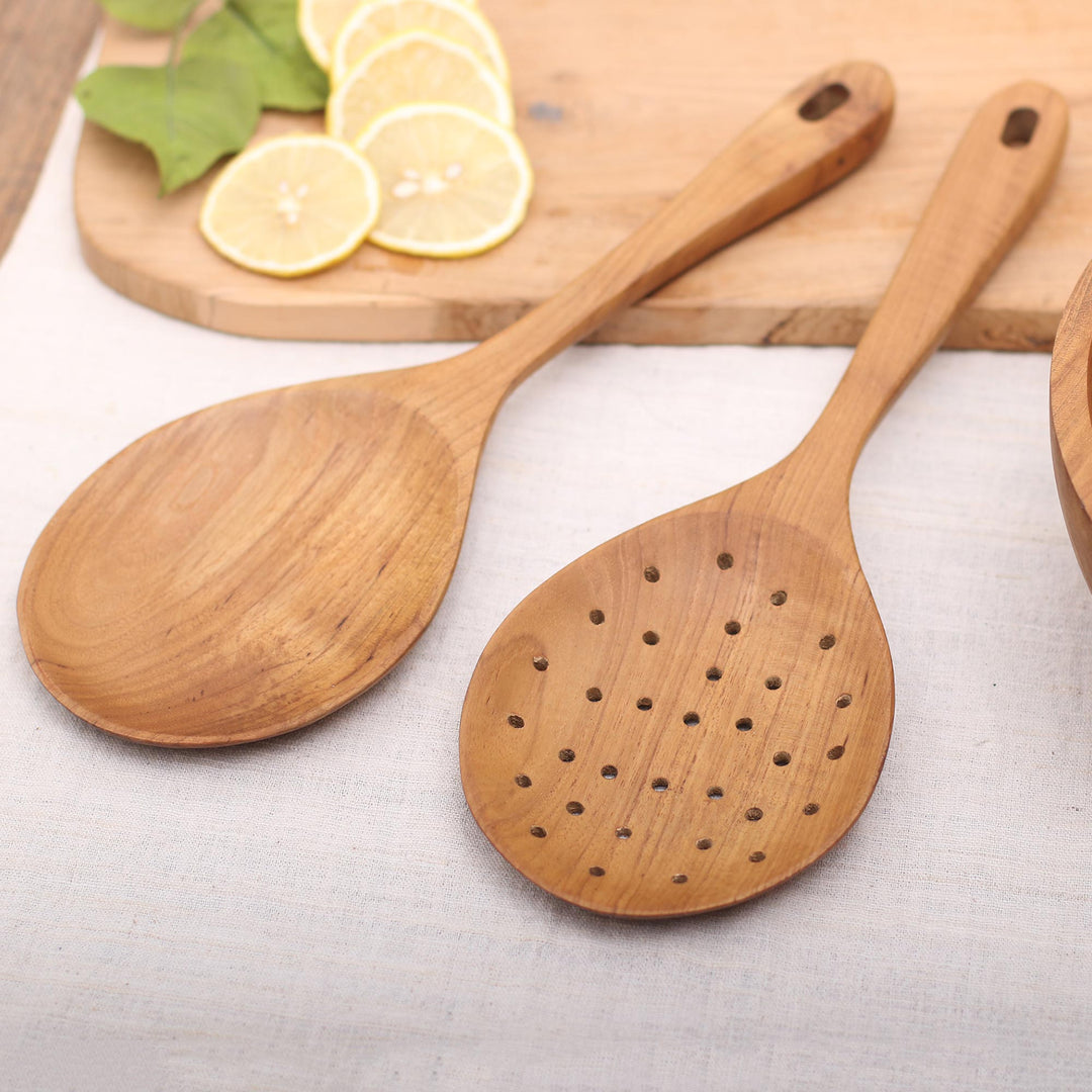 Teak Wood Serving Spoons Crafted in Bali - Elegant Service