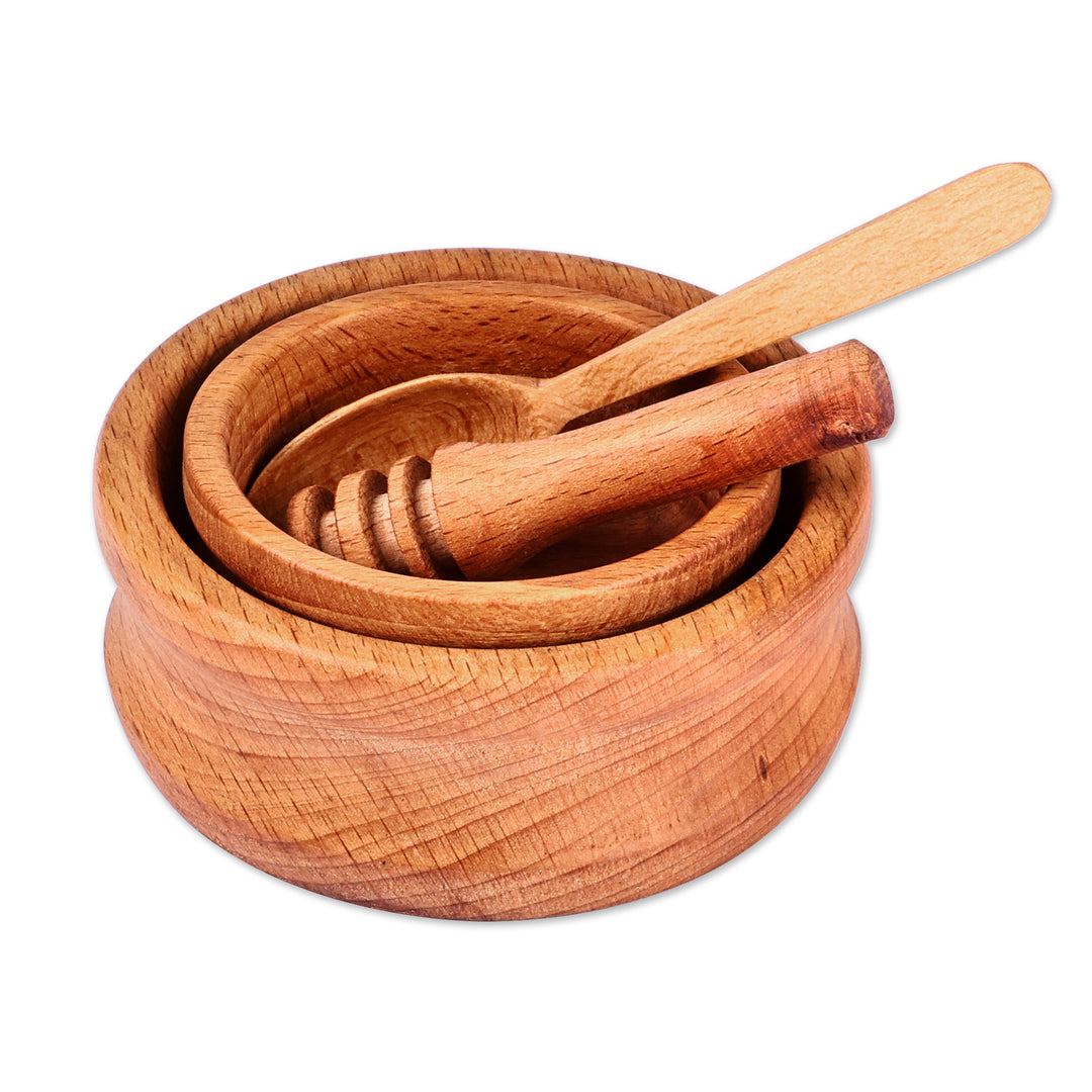 Brown Beechwood Bowls and Serving Utensils Set (4 Pieces) - Sweet Days