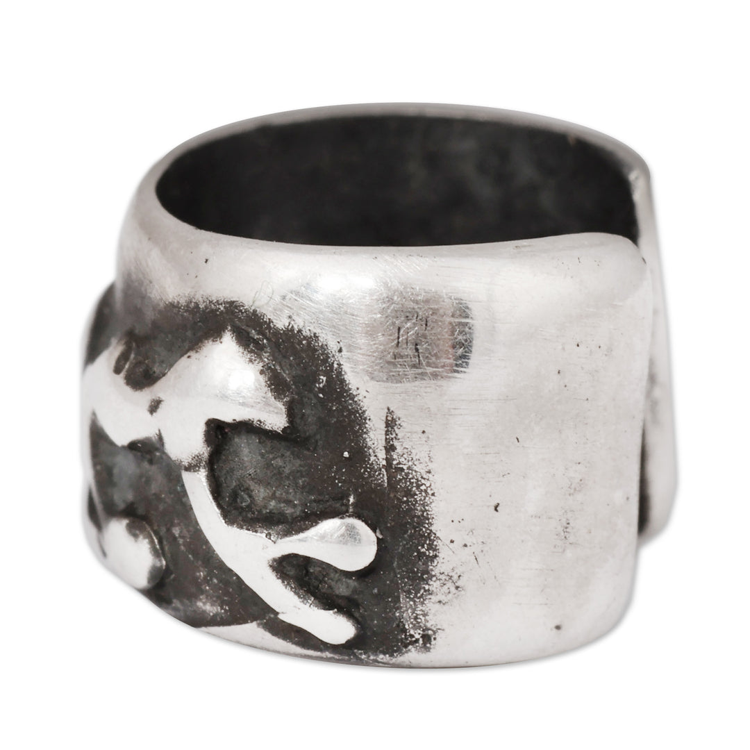 Folk Art Oxidized Sterling Silver Leopard-Themed Ear Cuff - Leopard Puissance