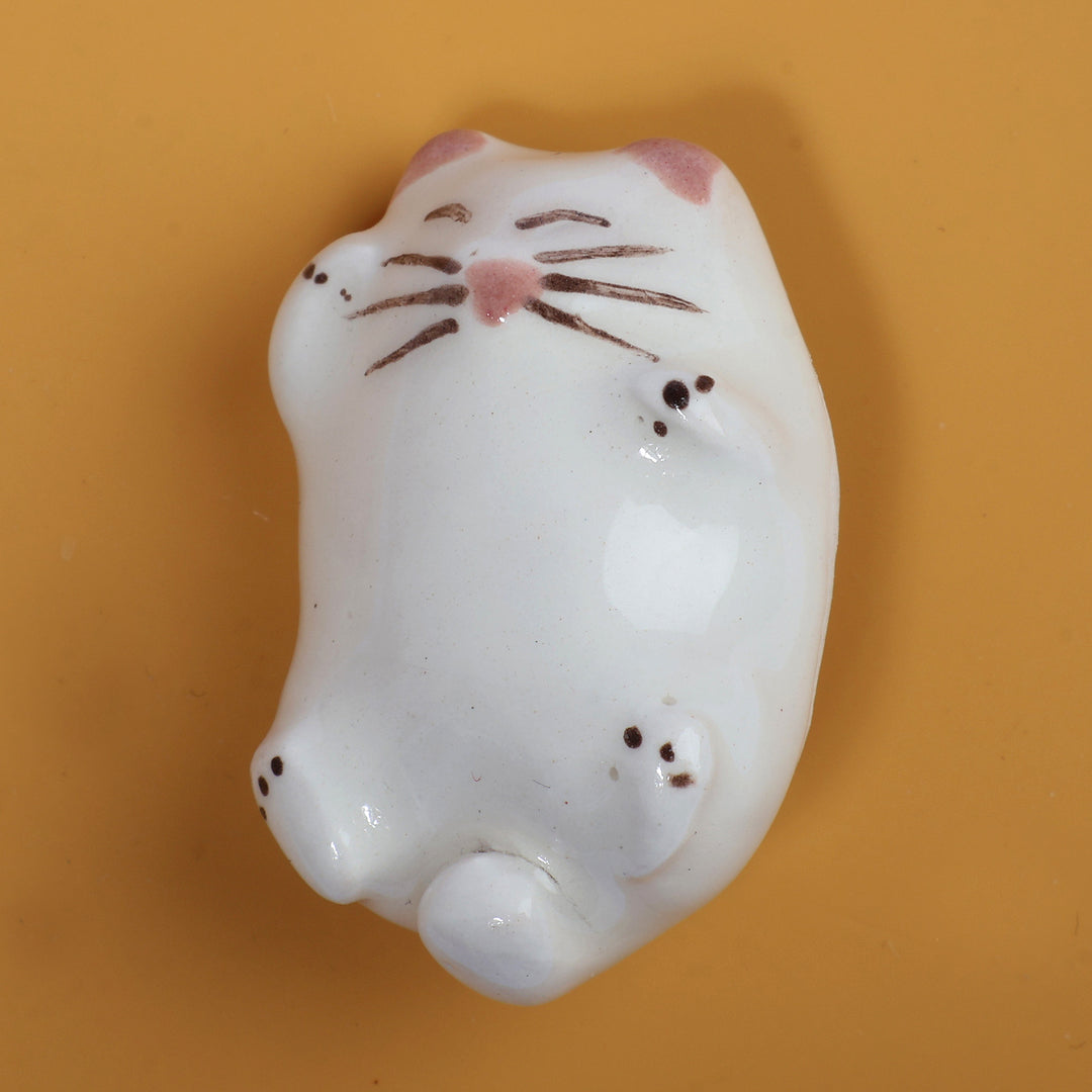 Lacquered White Cat-Shaped Brooch Pin Crafted in Armenia - Snow Kitty