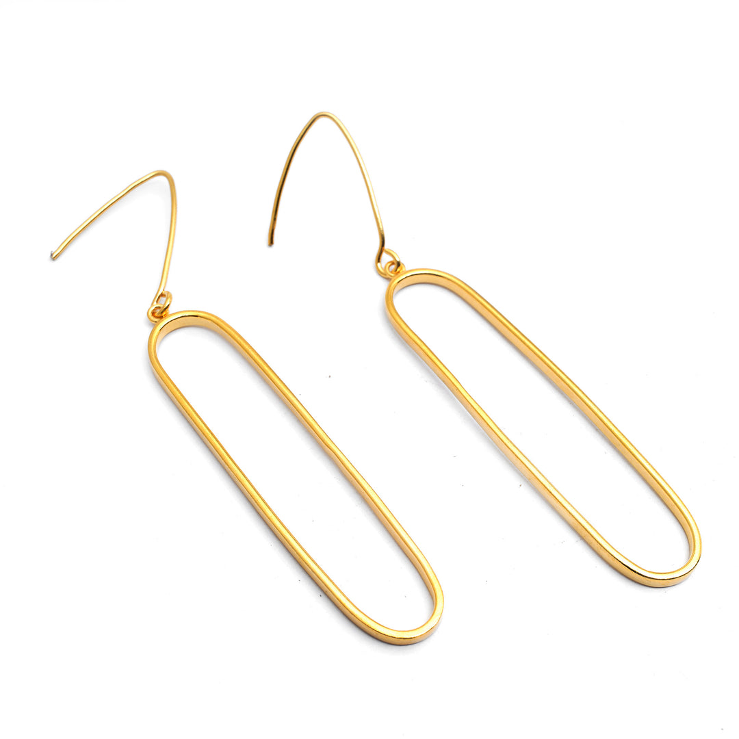 Minimalist Oval-Shaped 18k Gold-Plated Dangle Earrings - Minimalist Silhouettes