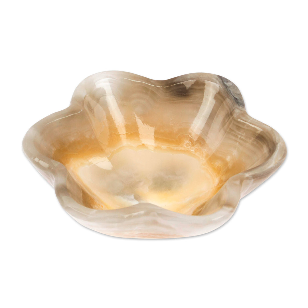 Six-Leaf Clover-Themed Hand-Carved Natural Marble Catchall - Grey Clover