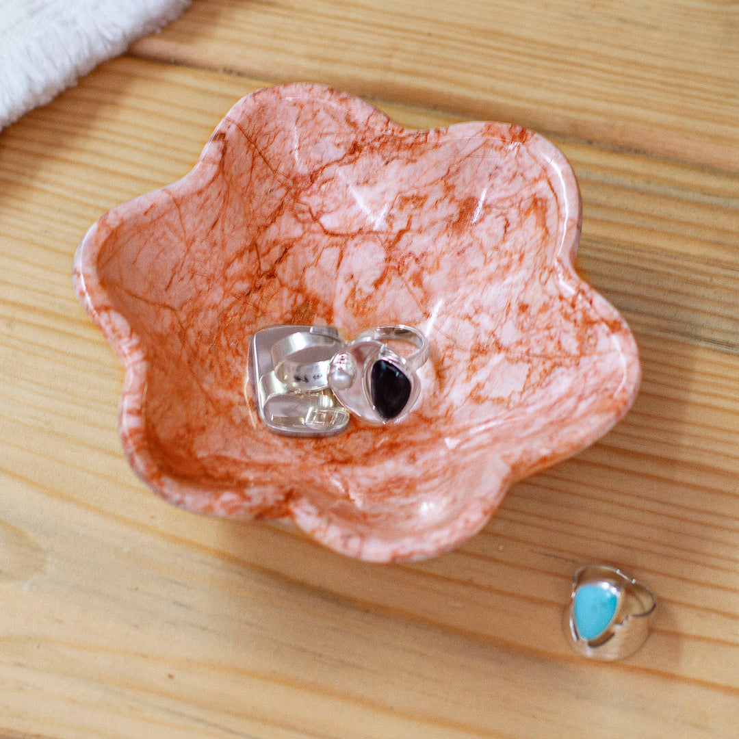 Six-Leaf Clover-Shaped Marble Catchall in Pink Grey White - Pink Clover