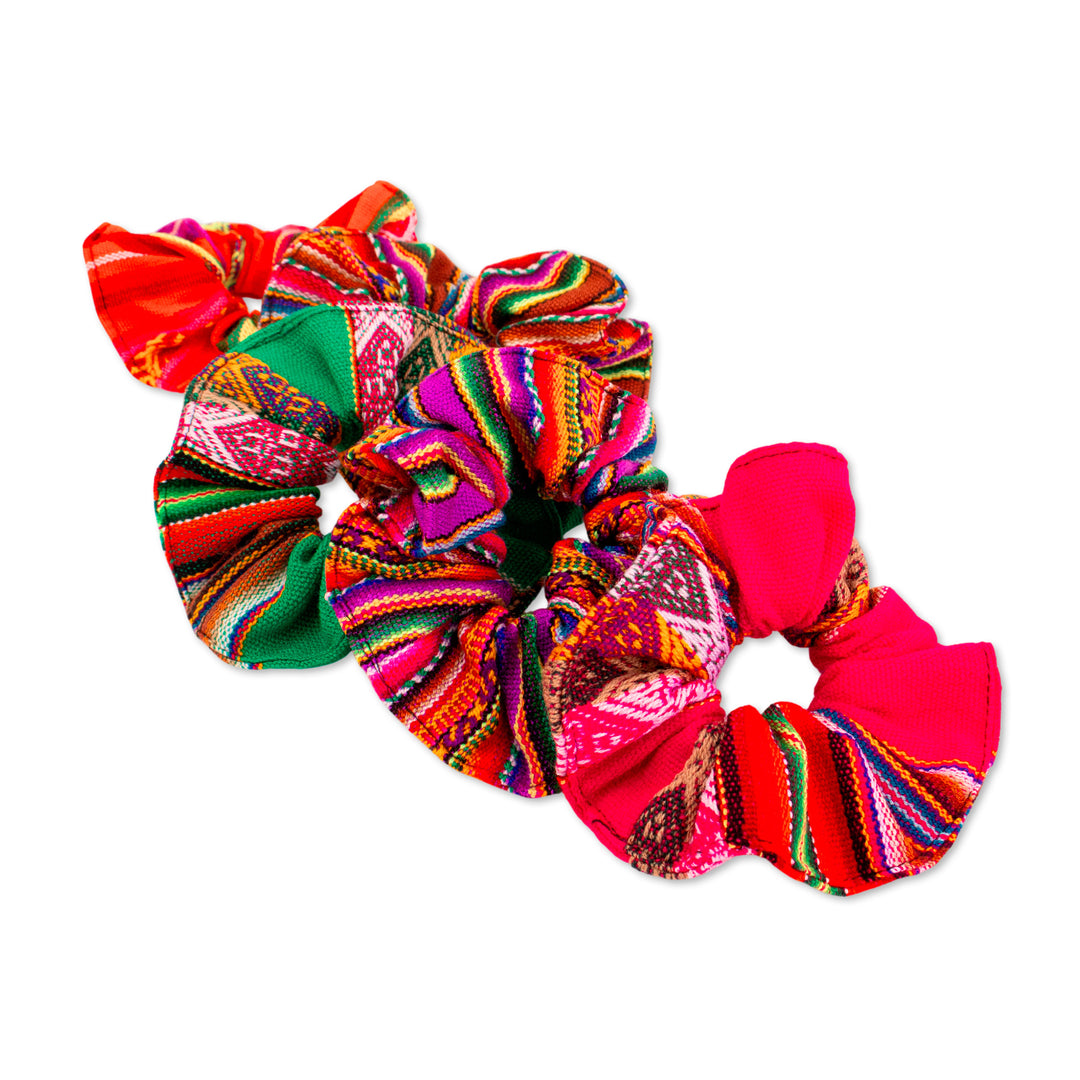 Andean-Inspired 5-Piece Multicolor Acrylic Scrunchie Set - Colors of Beauty