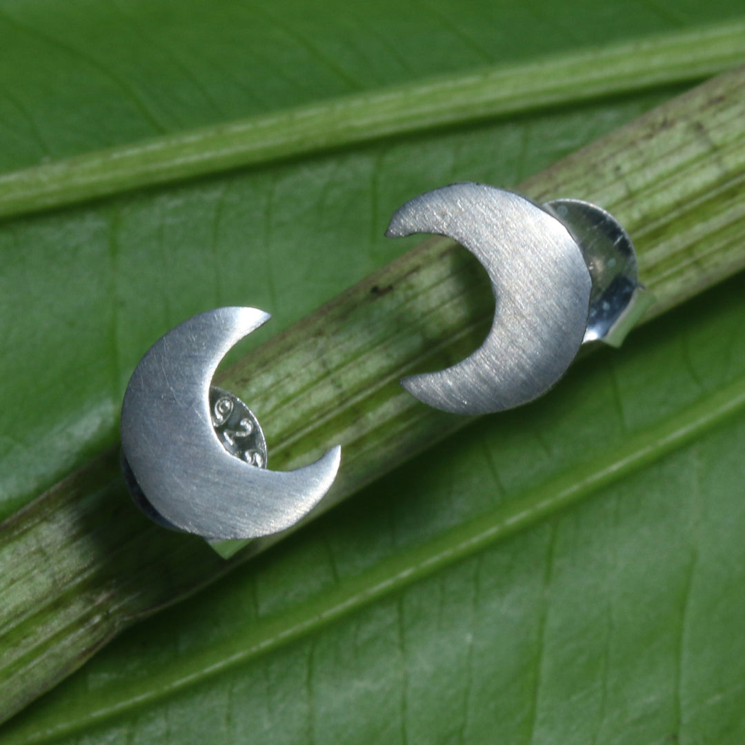 Crescent Moon-Themed Minimalist Matte Silver Button Earrings - Captivating Crescent