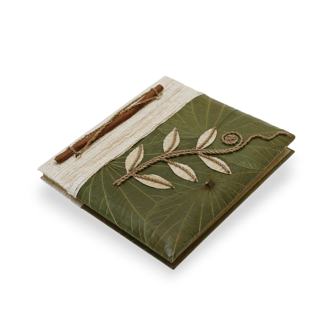 Leaf-Themed Eco-Friendly Handcrafted Natural Fiber Journal - Dried Leaves