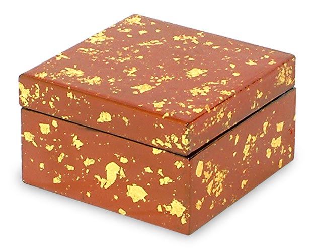 Lacquered wood jewelry box - Golden Land