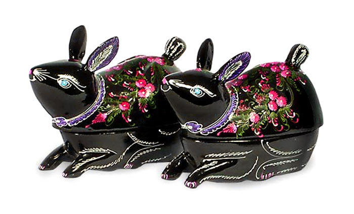 Lacquered wood boxes (Pair) - Carnation Bunnies