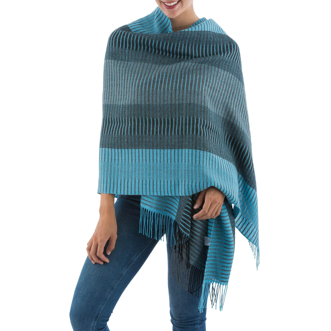 Peruvian Alpaca Wool Patterned Shawl - Turquoise Whisper