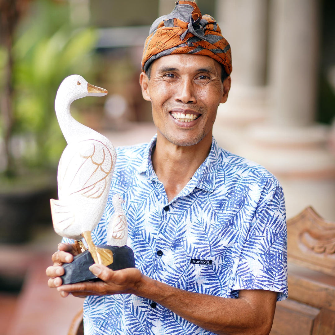 Handmade Albesia Wood Swan Statuettes (Pair) - State of Grace