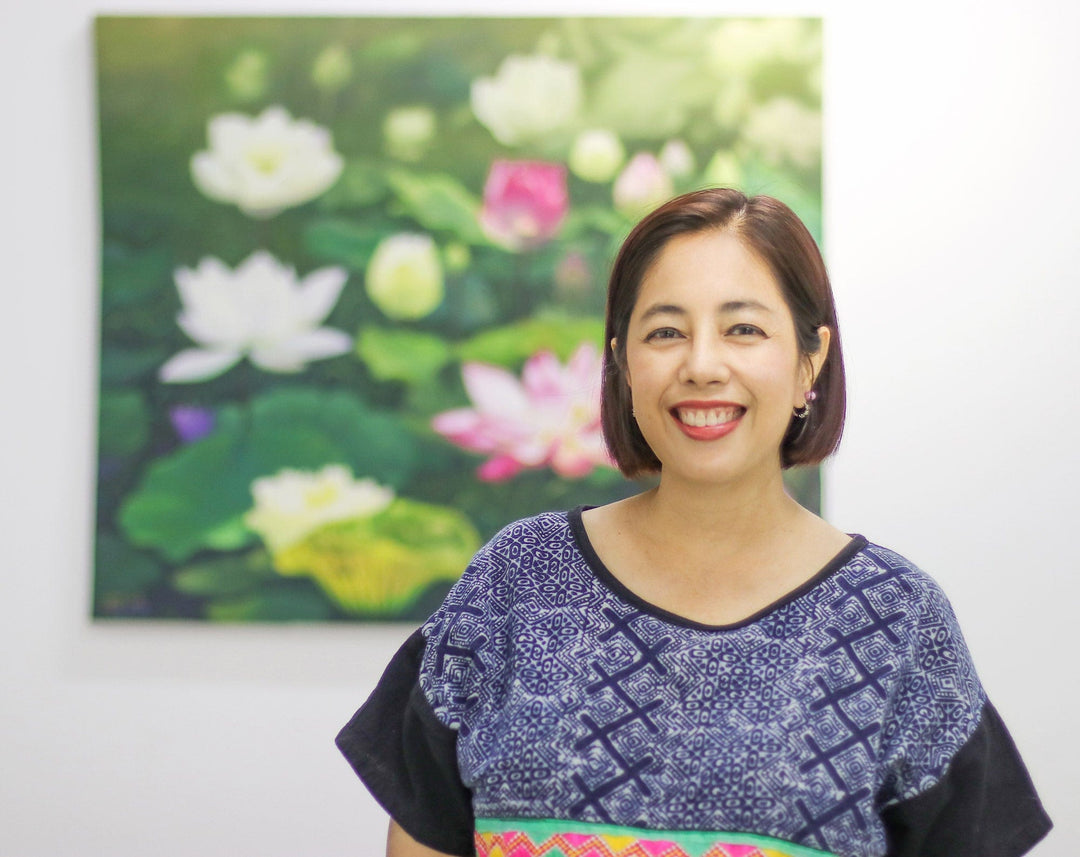 Carnelian Beaded Stretch Bracelet in Red and Black - Fearless Journey