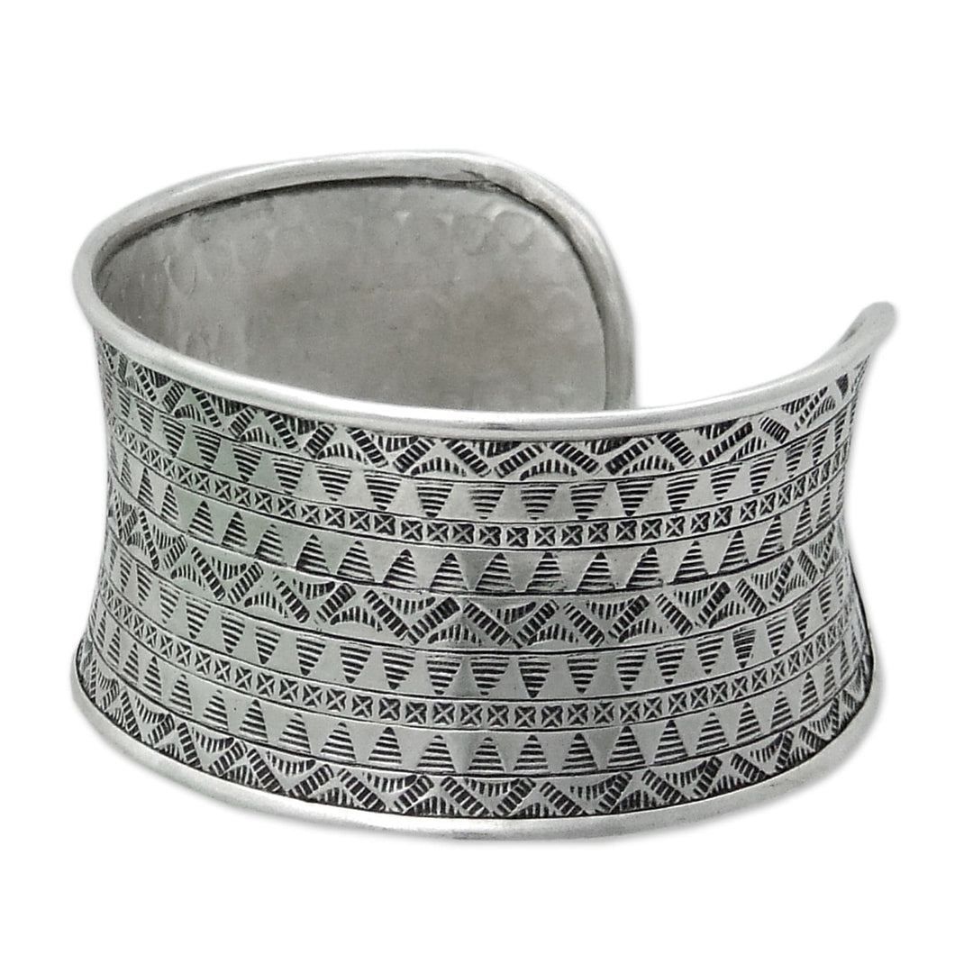Unique Hill Tribe 950 Silver Cuff Bracelet - Concentric Traditions