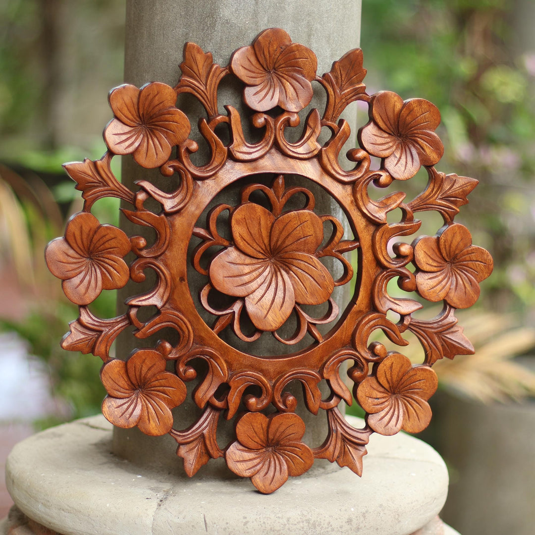 Frangipani Garland