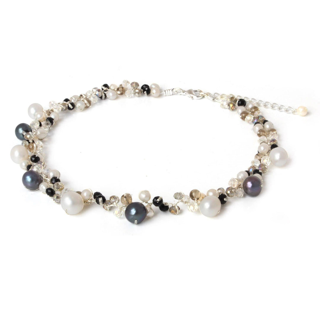 Pearl Choker Necklace - A Spark of Romance