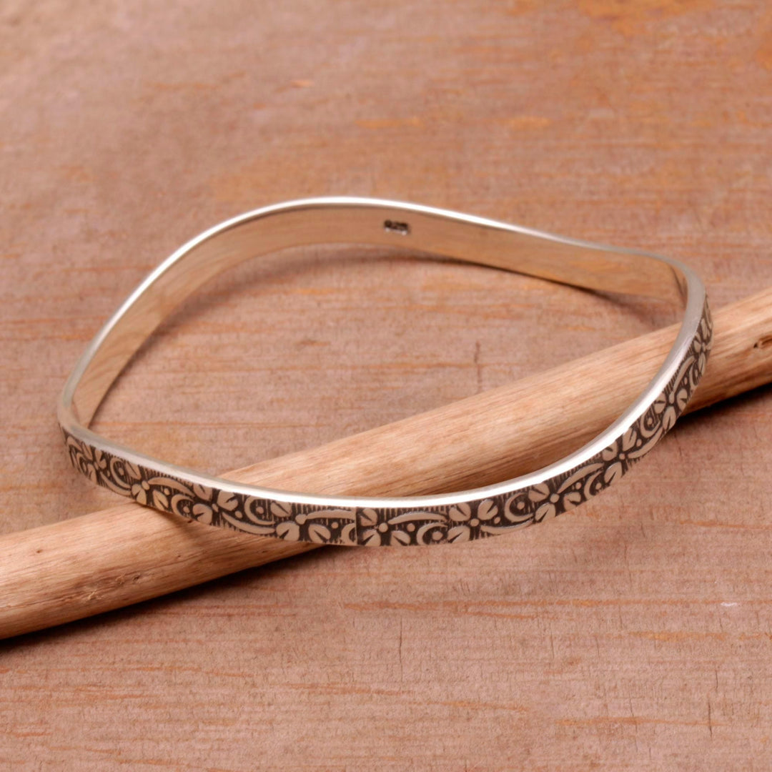 Floral Sterling Silver Bangle Bracelet from Bali - Floral Fragrance