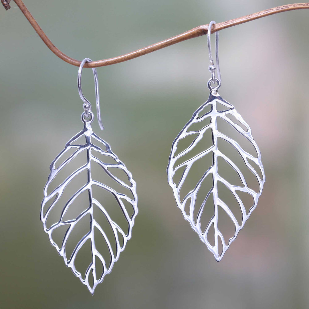 Handcrafted Balinese Leaf Theme Silver Earrings - Bali Bay Leaf