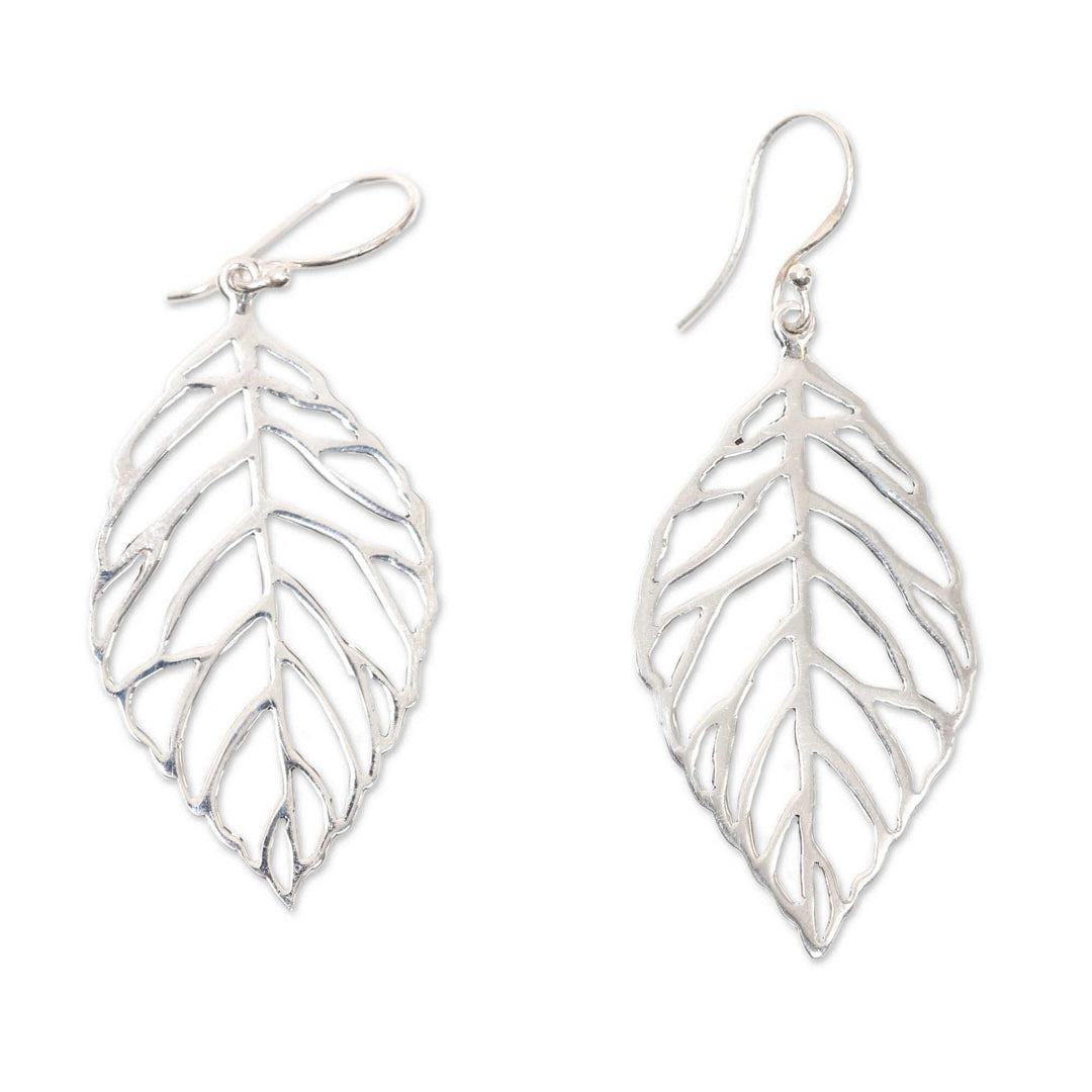 Handcrafted Balinese Leaf Theme Silver Earrings - Bali Bay Leaf