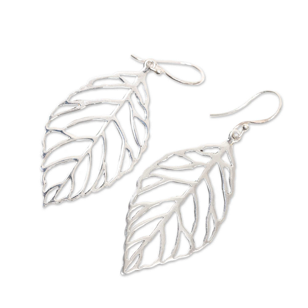 Handcrafted Balinese Leaf Theme Silver Earrings - Bali Bay Leaf