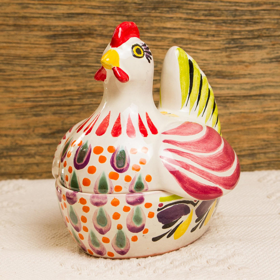 Pretty Hen