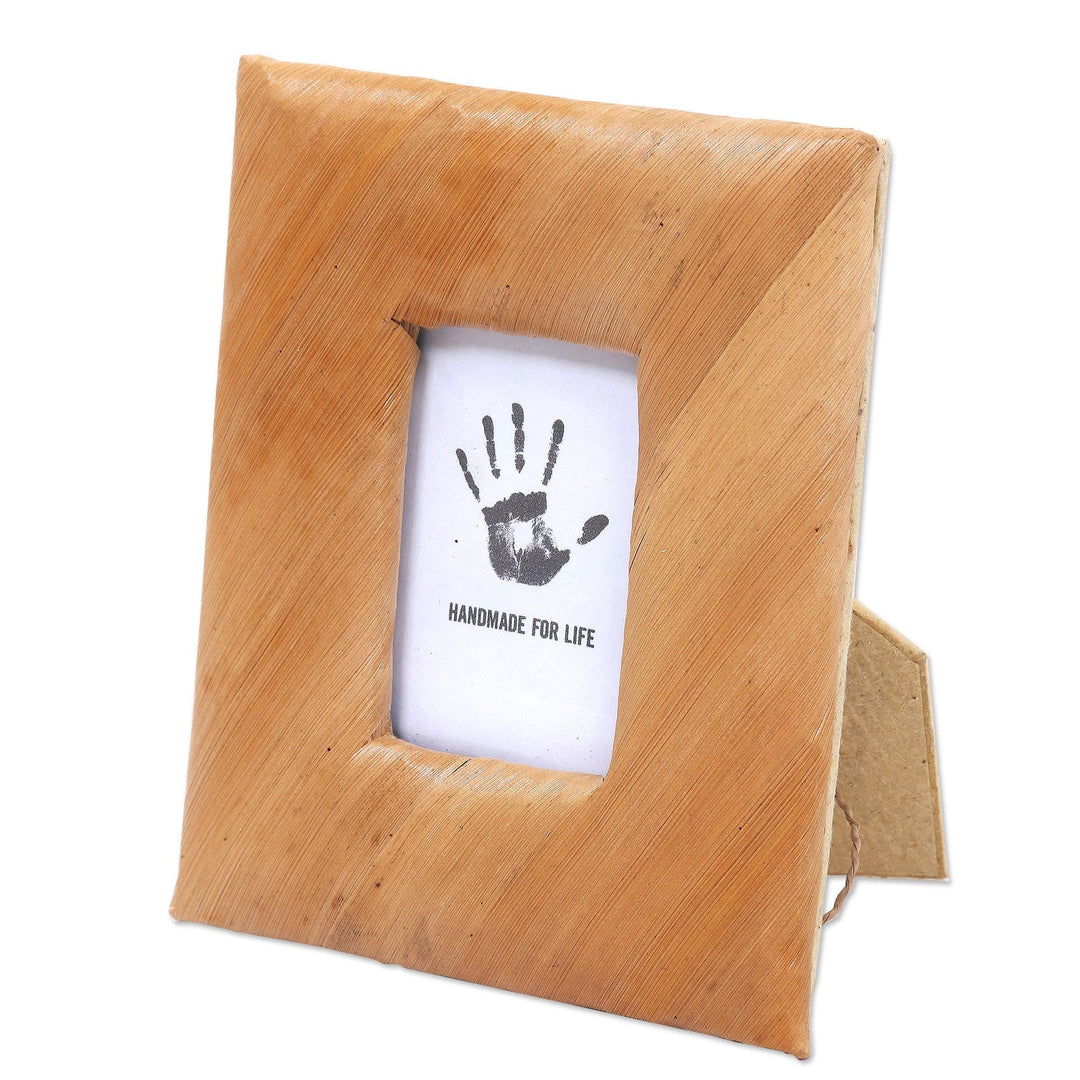 Banana Bark Artisan Crafted 2x3 Photo Frame from Bali - Banana Tan