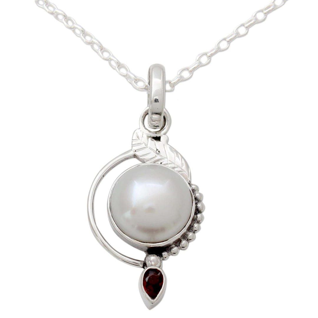 Leaf Theme Silver and Cultured Pearl Necklace with Garnet - Sublime Romance