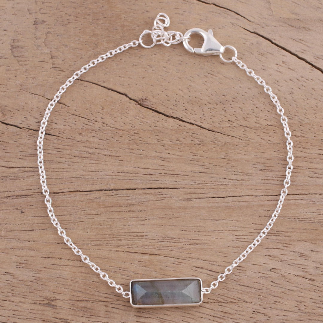 Labradorite and 925 Silver Pendant Bracelet from India - Elegant Prism
