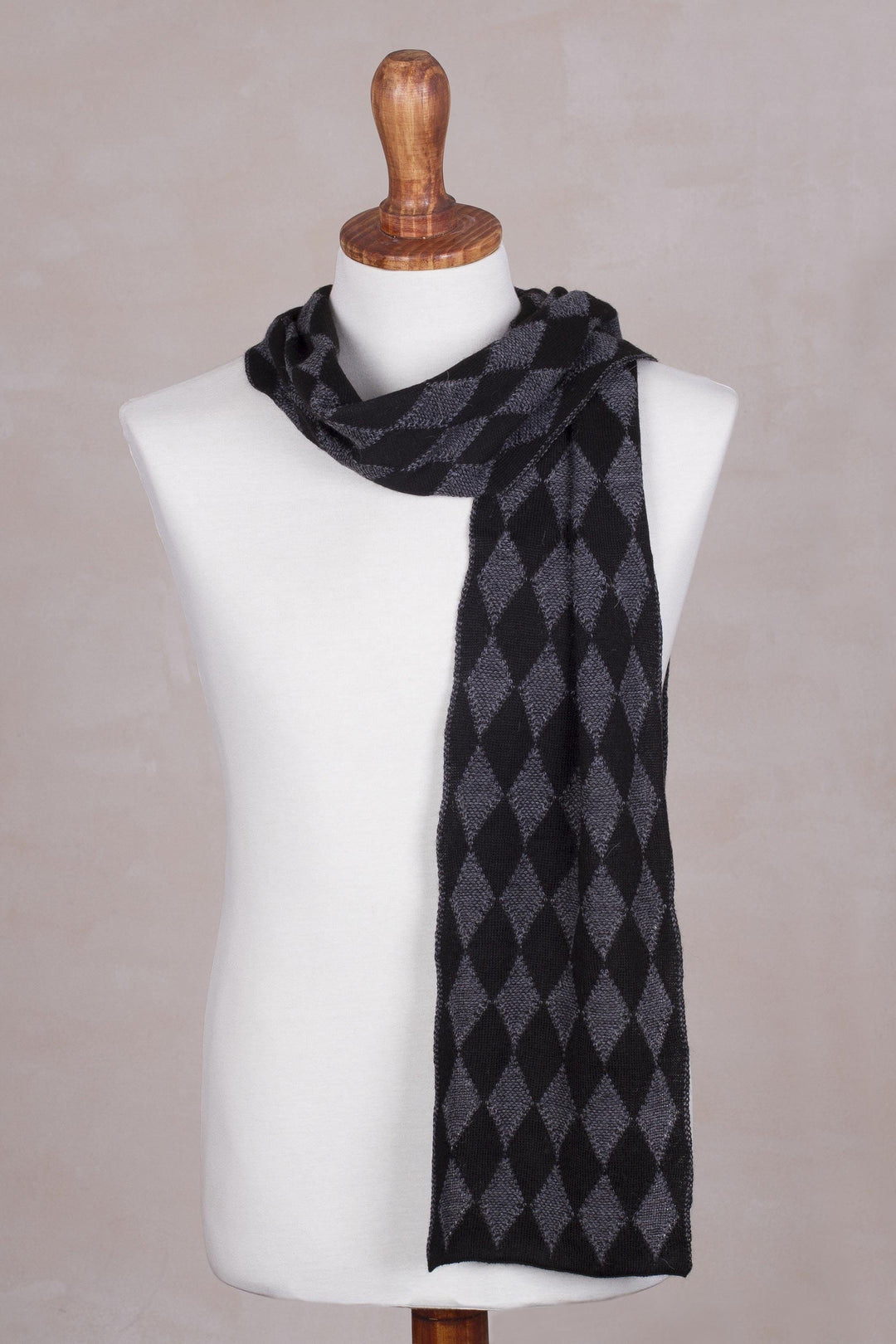 Men's Alpaca Blend Scarf with Grey Diamond Patterns - Diamond Grey
