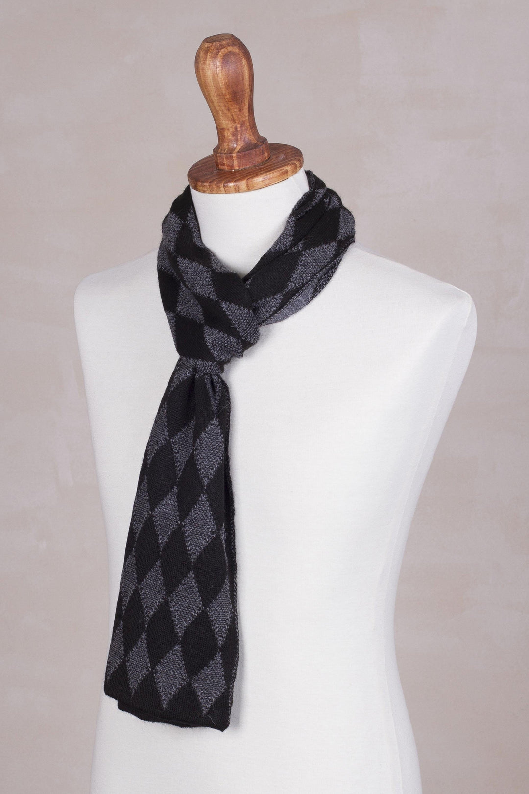 Men's Alpaca Blend Scarf with Grey Diamond Patterns - Diamond Grey