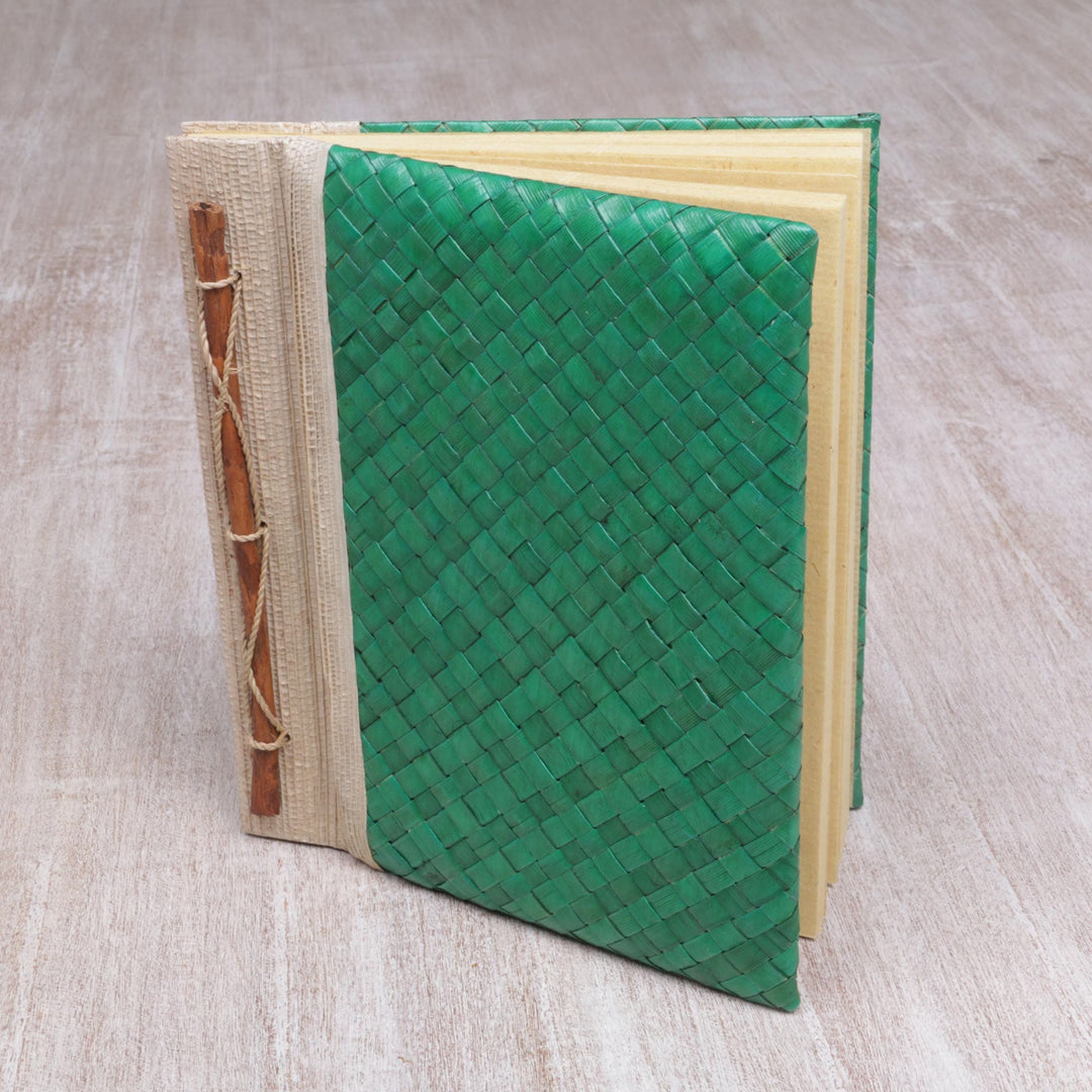 Artisan Hand-woven Pandan Leaf Journal in Green from Bali - Happy Weaver in Green