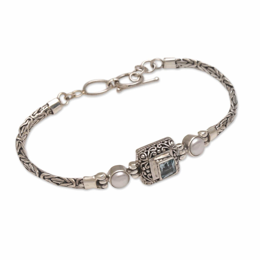 Borobudur Chain Bracelet with Blue Topaz Pendant - Window to the World