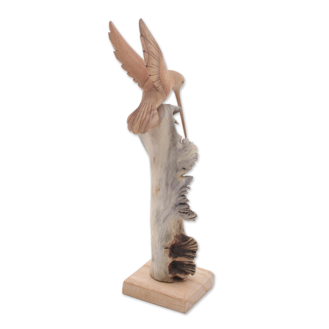 Hand-Carved Flying Hummingbird Jempinis Wood Sculpture - Hummingbird Flight