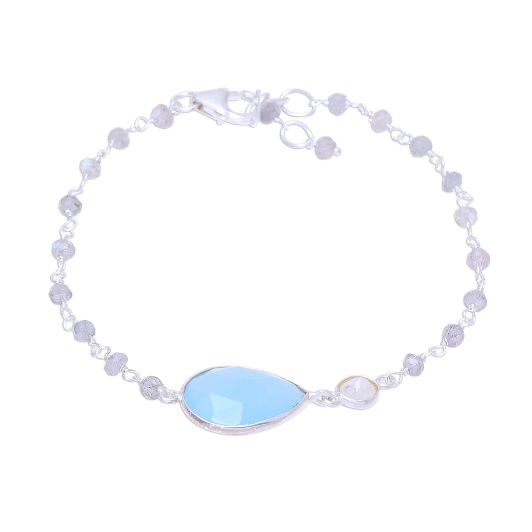Chalcedony and Labradorite Pendant Bracelet - Colorful Elegance